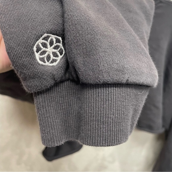 MIEUX UN2 CROP TOP SWEATER sweatshirt shadow gray size 4 (XL) - Picture 5 of 8